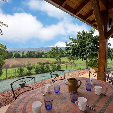 Gite Cosy Avec Poele, Terrasse Et Jardin Prive A Saint-Forgeux-Lespinasse - Fr-1-496-37 Exterior photo